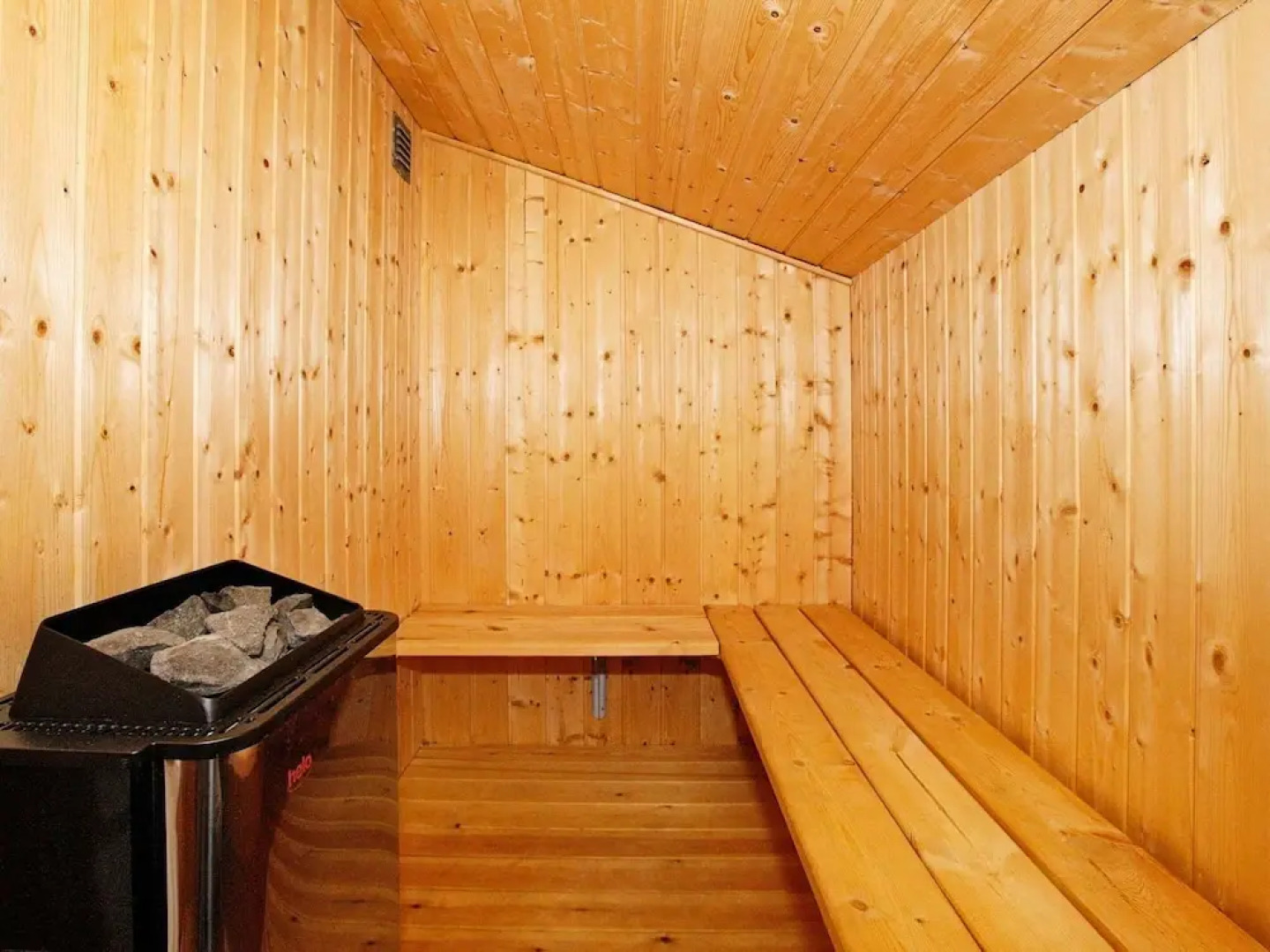 8 Person Holiday Home in Hadsund