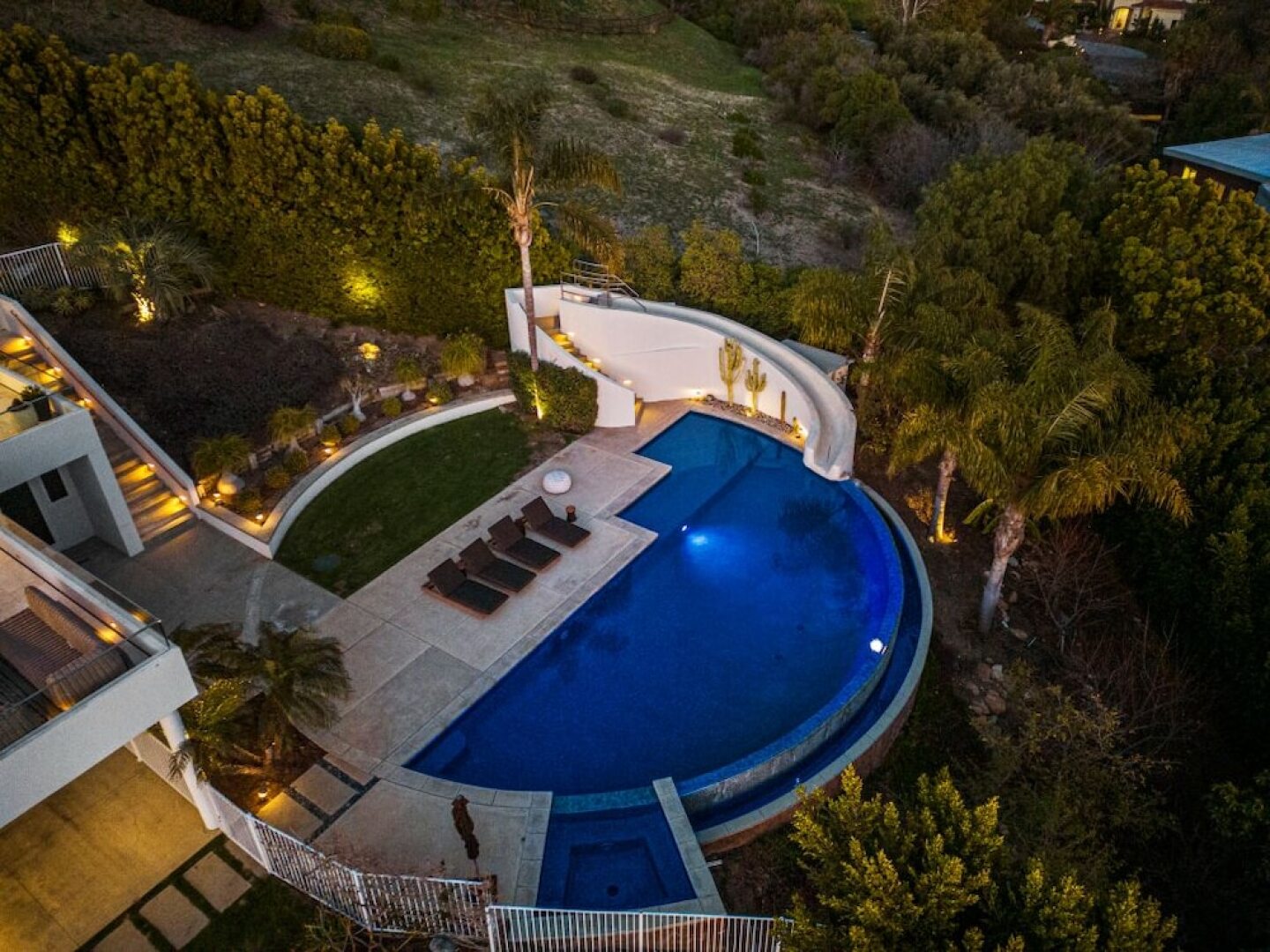 Winding Way - Modern Malibu Masterpiece With Unobstructed Ocean Views