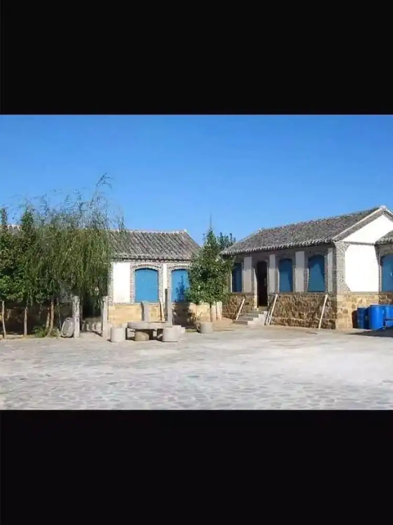 Treatyport Vineyards Quadrangle Inn