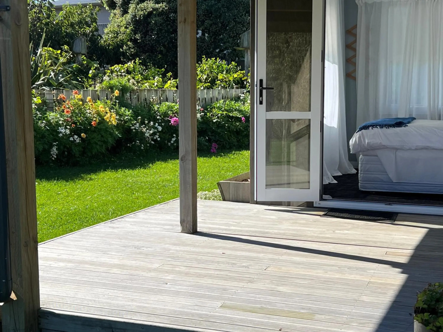 @Taradise-Opunake - eco-friendly Coastal hideaway