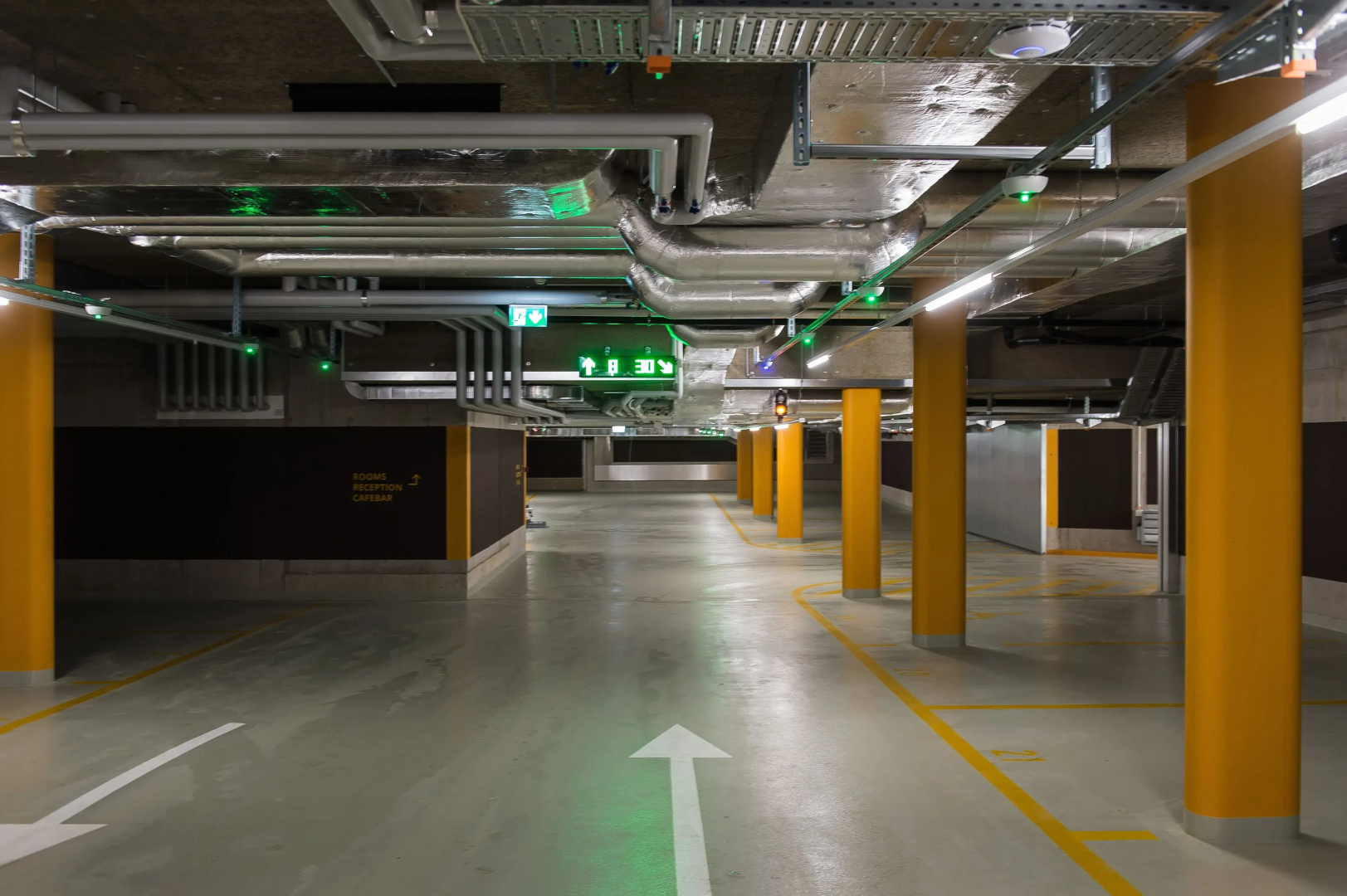 Hotel one66 (free parking garage)