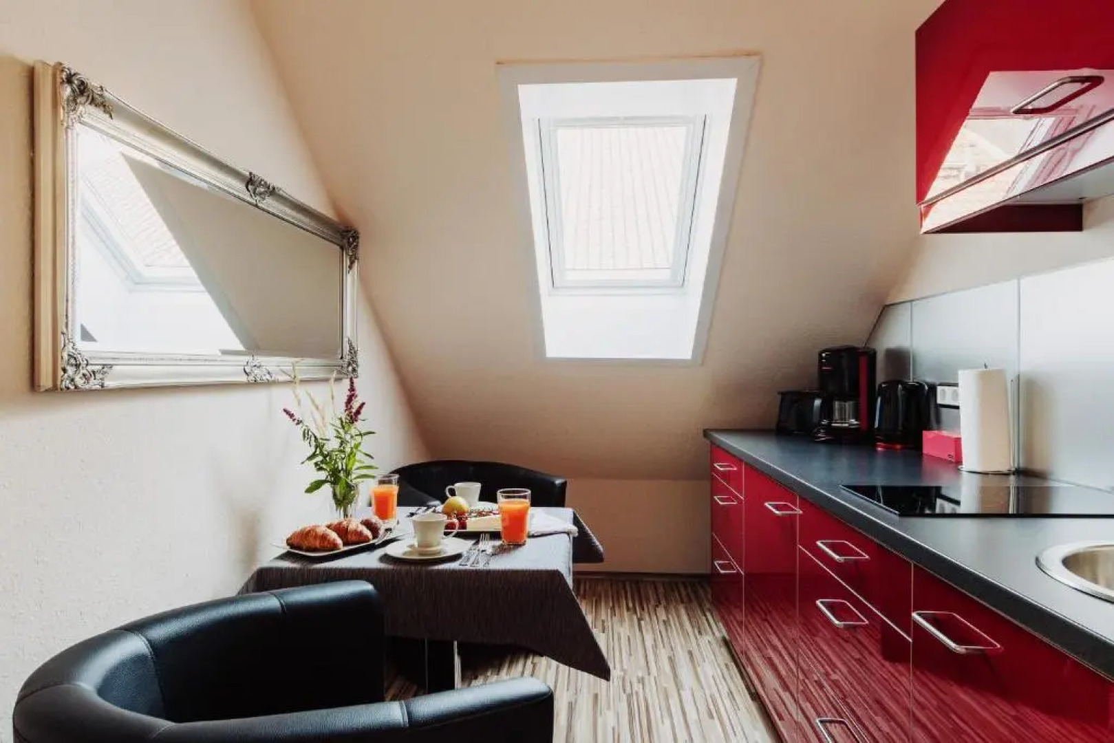 Wurmberg Hexe mit Blick auf den Wurmberg