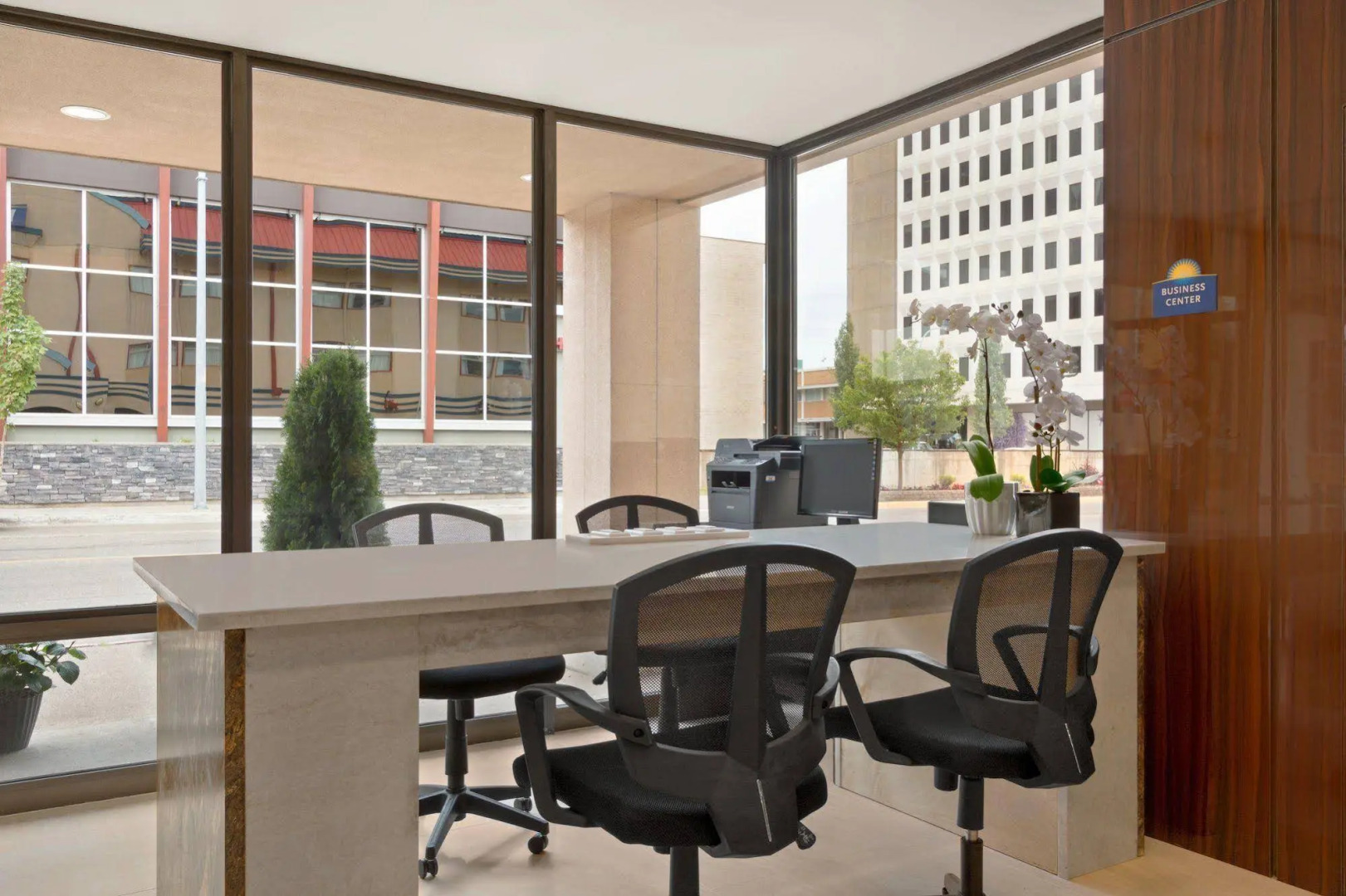 Days Inn - Prince George