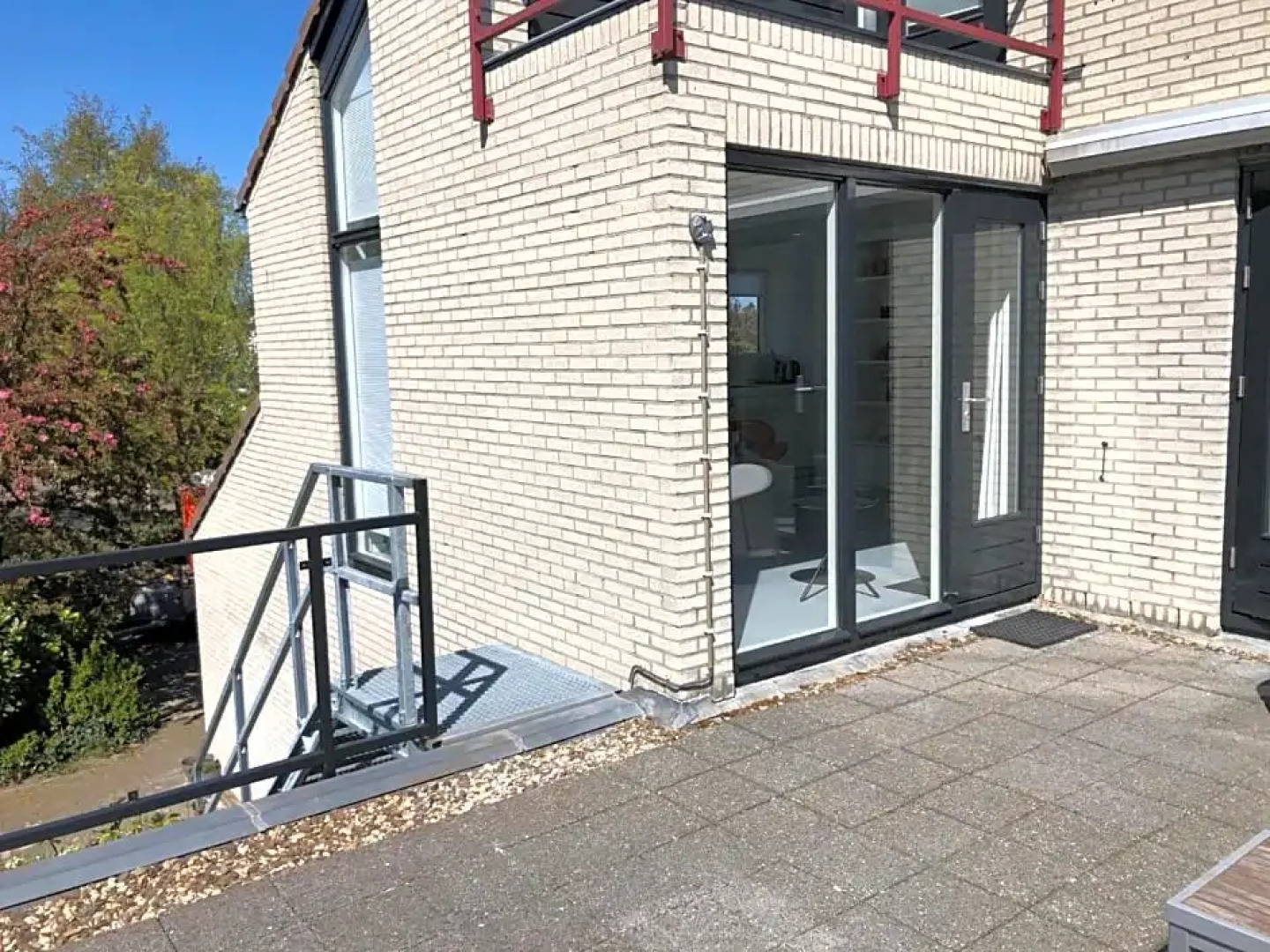 Loft Bed and Breakfast