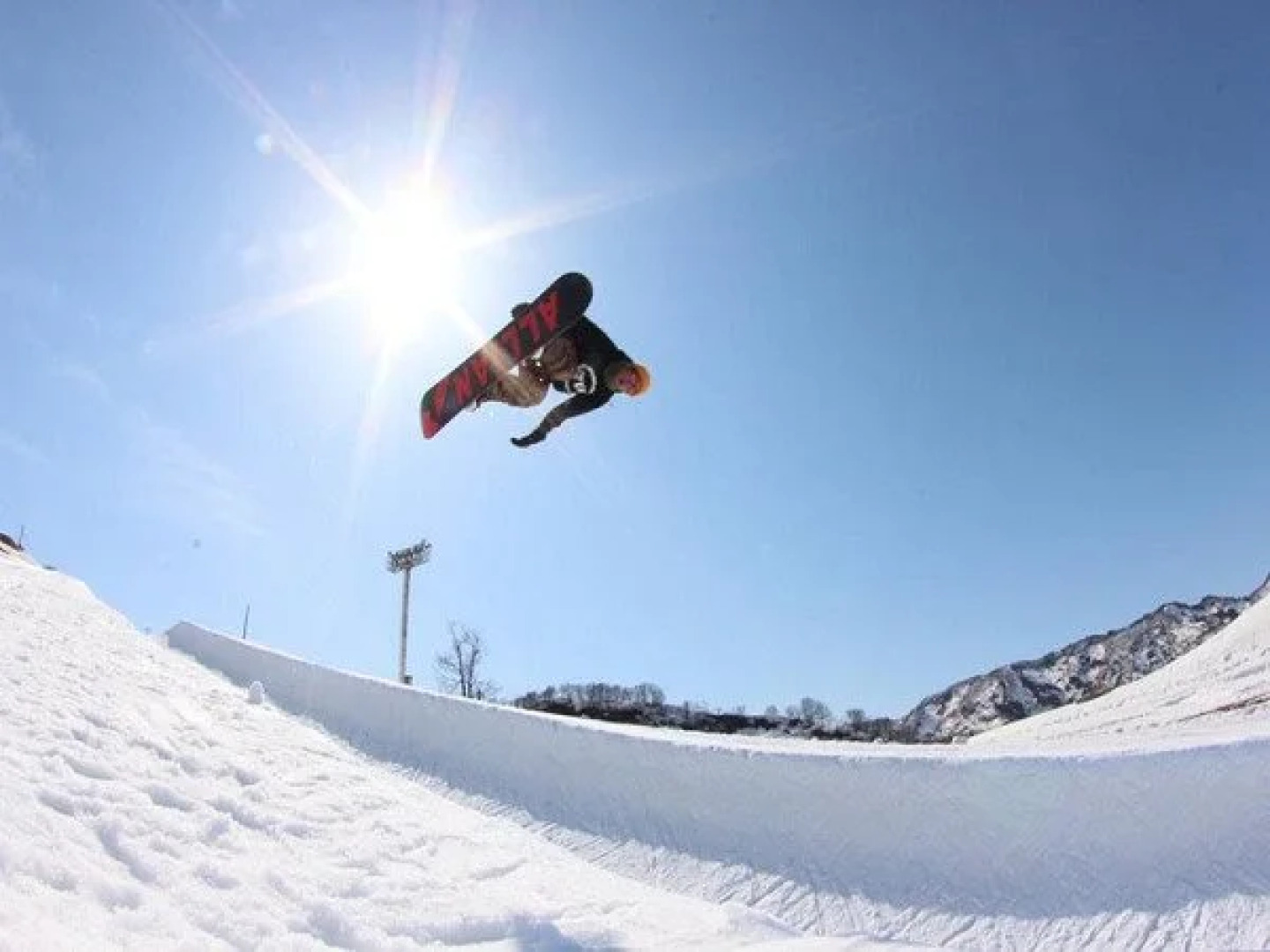 Ishiuchi Yung Parunas