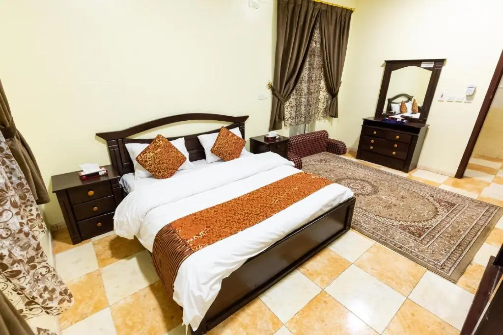 العييري للوحدات المفروشة الباحة3