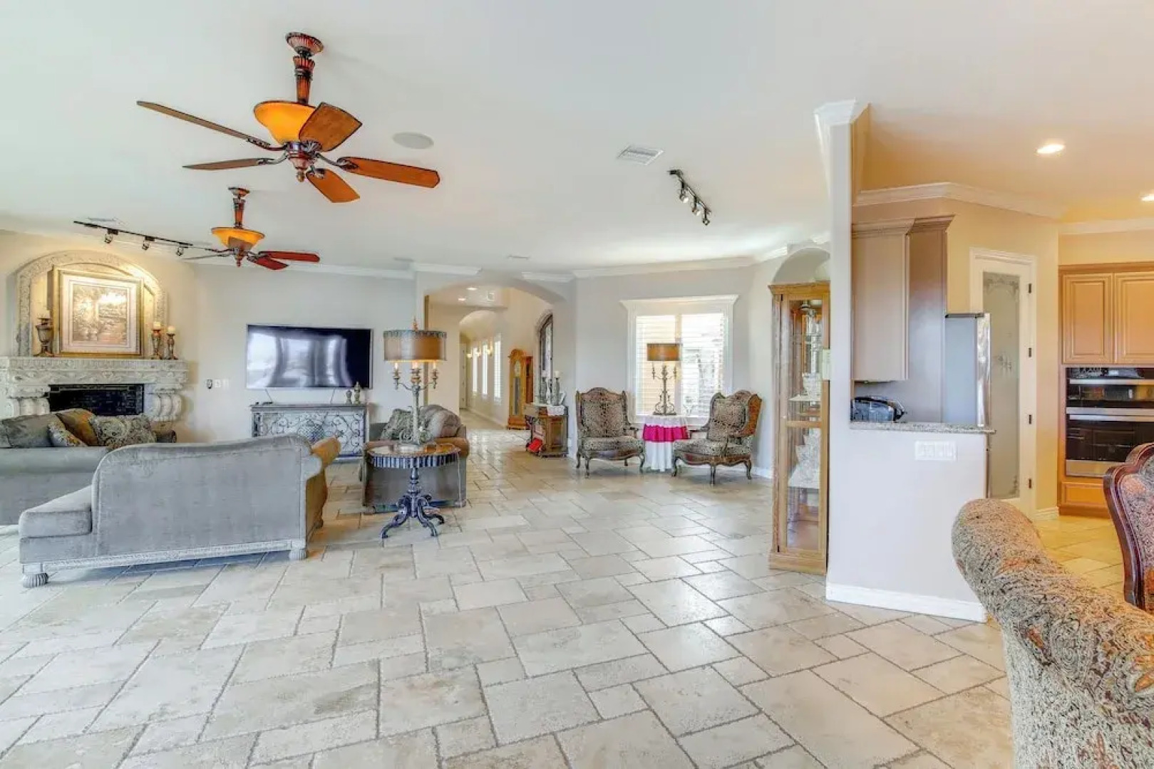 Spacious Luxe Home w/ Lake Access in Fort Mohave!