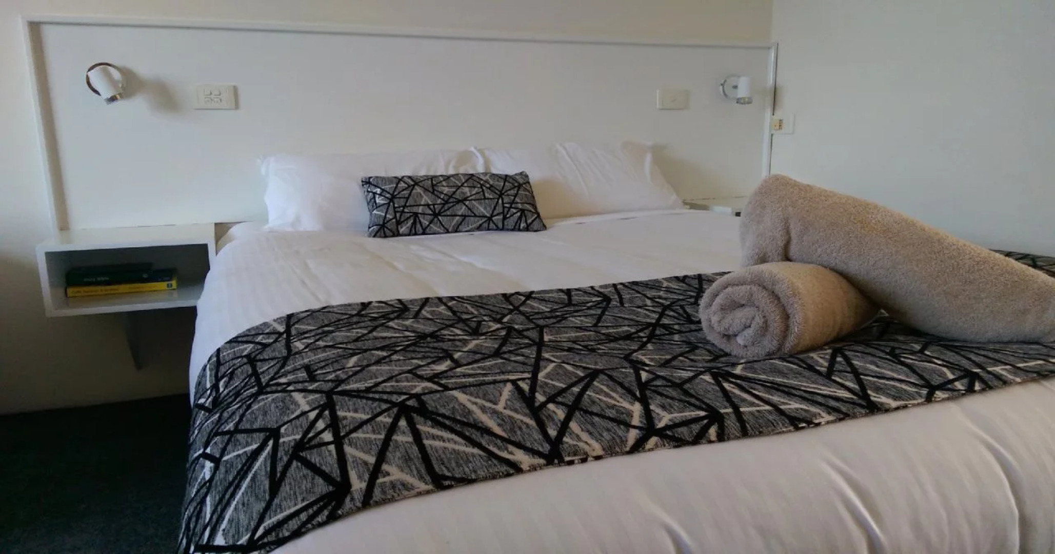 Rosebourne Gardens Motel