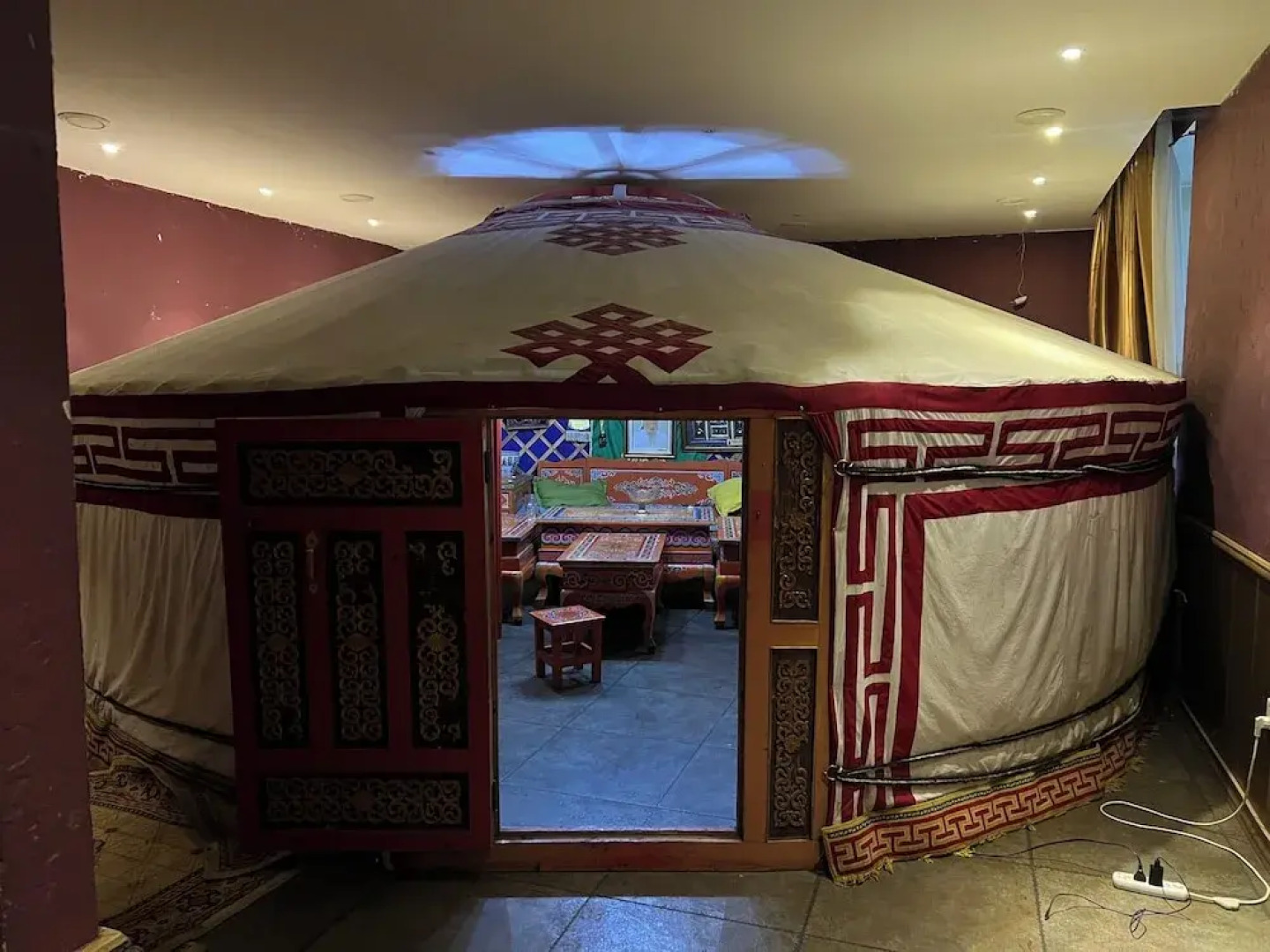 Negdelchin Hotel & Service Apartment