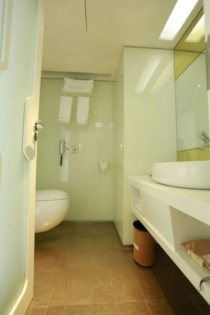 Отель Guangzhou Planet