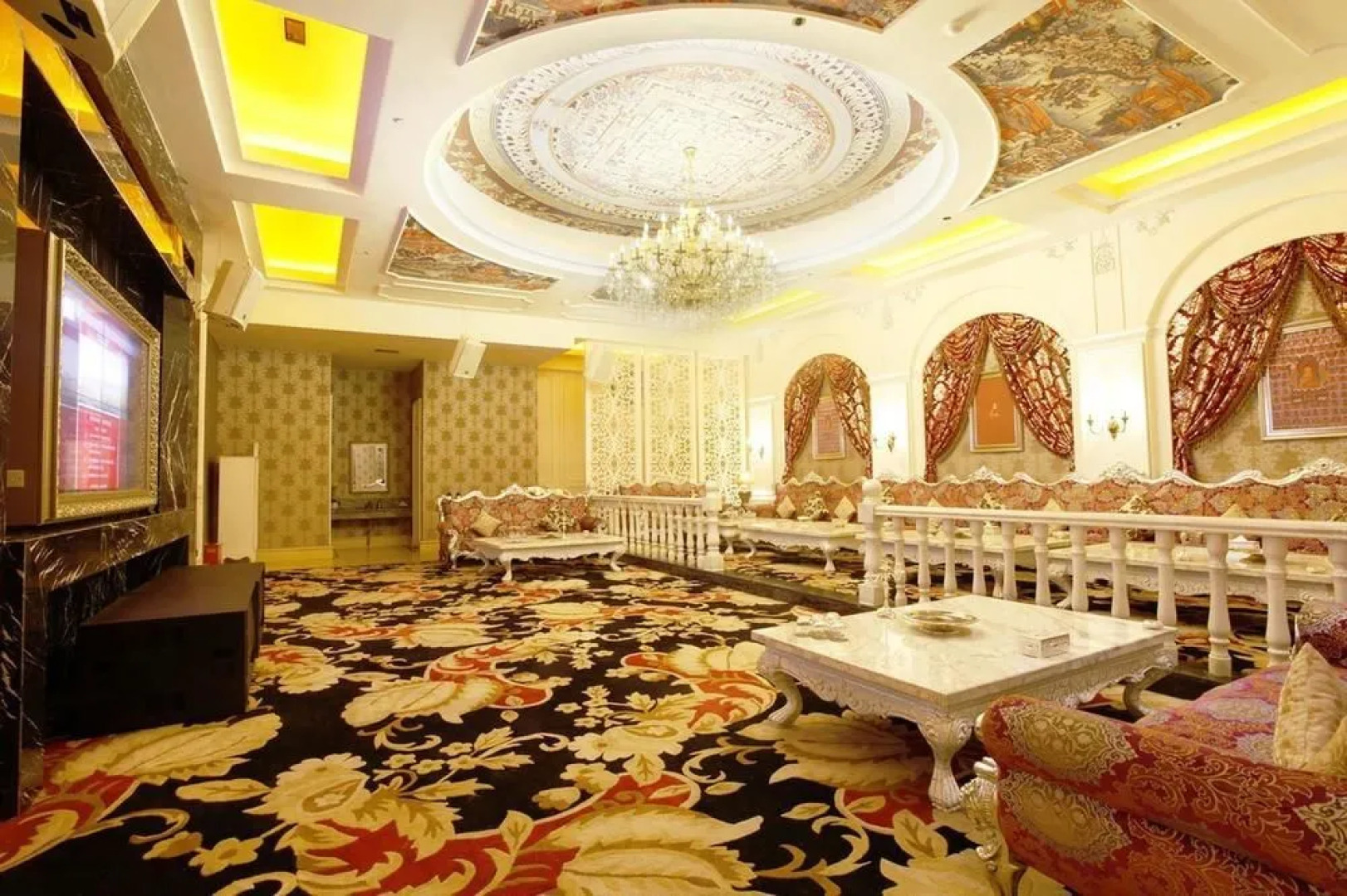 Heroicness Intercontinental Hotel