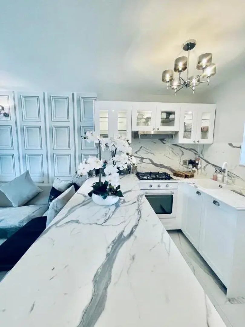 Cotswold Chic Retreats "Cloud Nine" 5 Star Chipping Campden-Parking-Garden