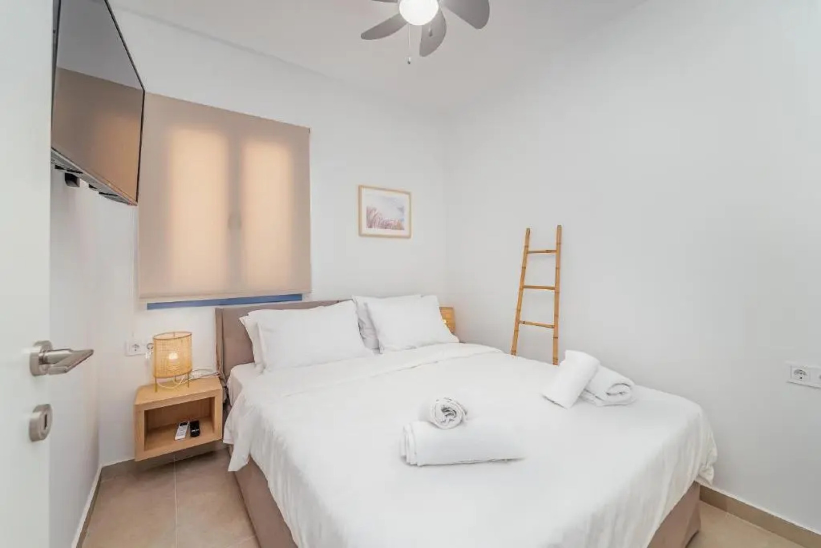 Lefkada Blue Luxury Apartments, Perigiali A4 Entrance Level