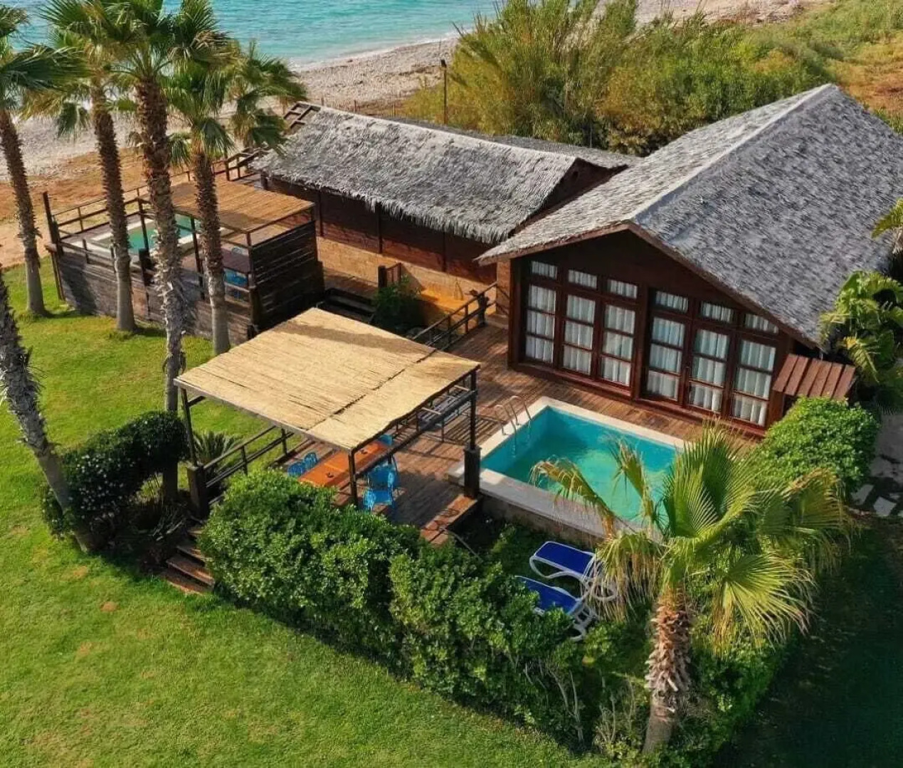 Turquoise Beach Resort