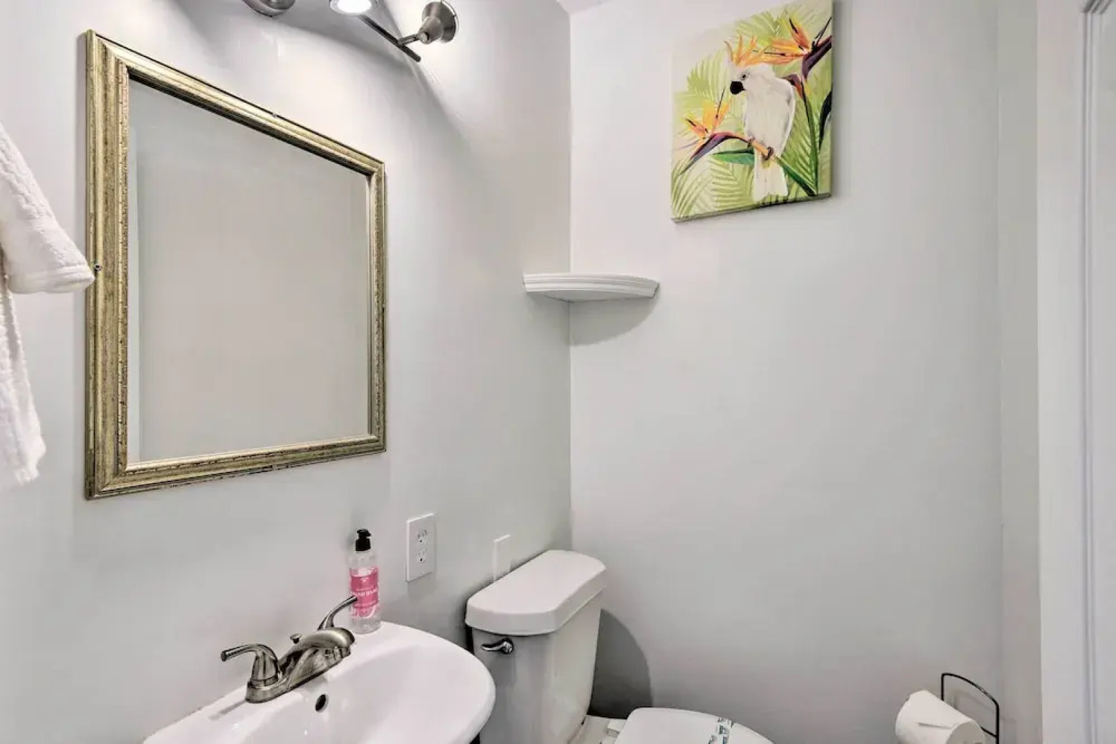 Ormond Beach Retreat w/ Deck - Steps to Ocean!