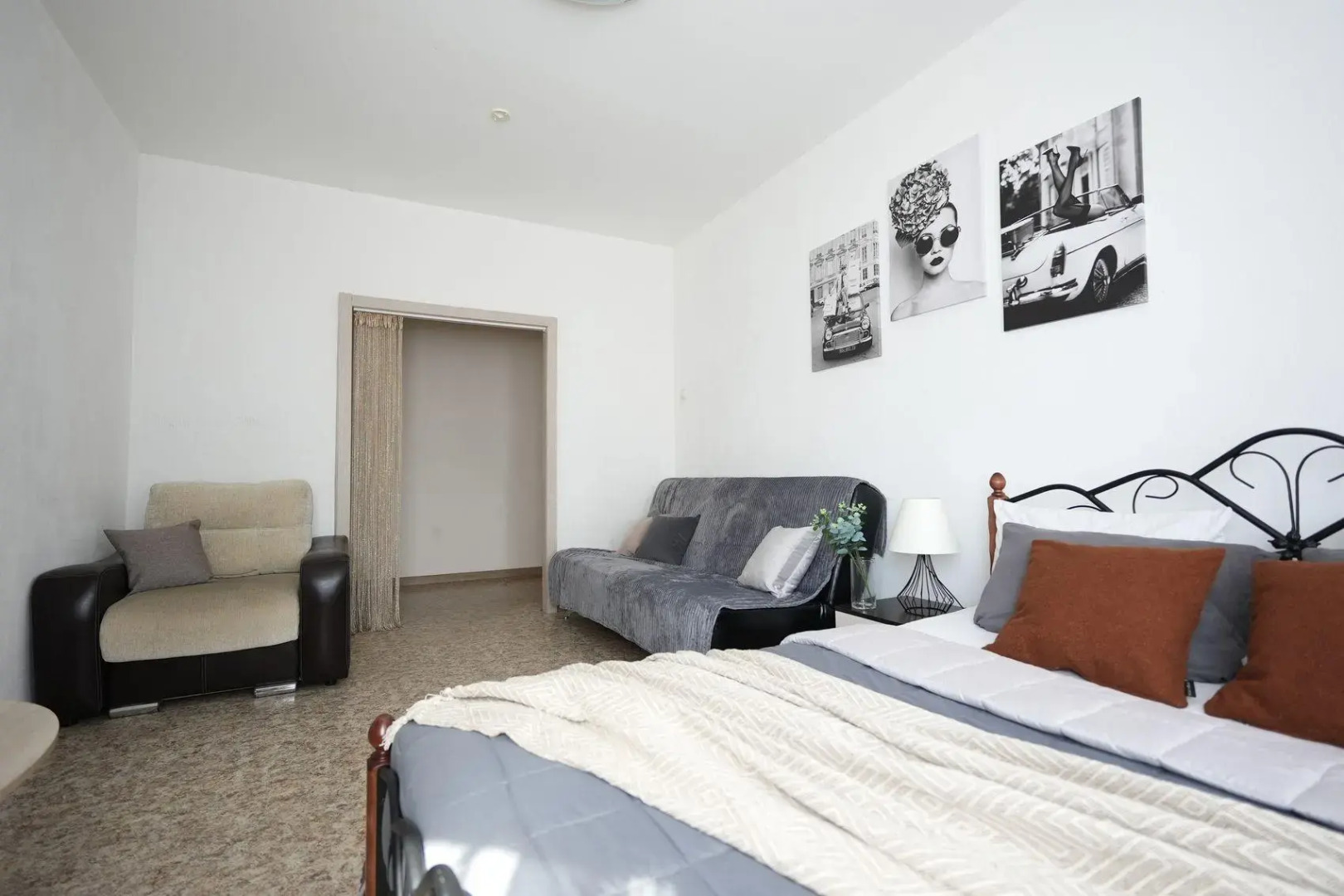 Пять звезд на Омской 23