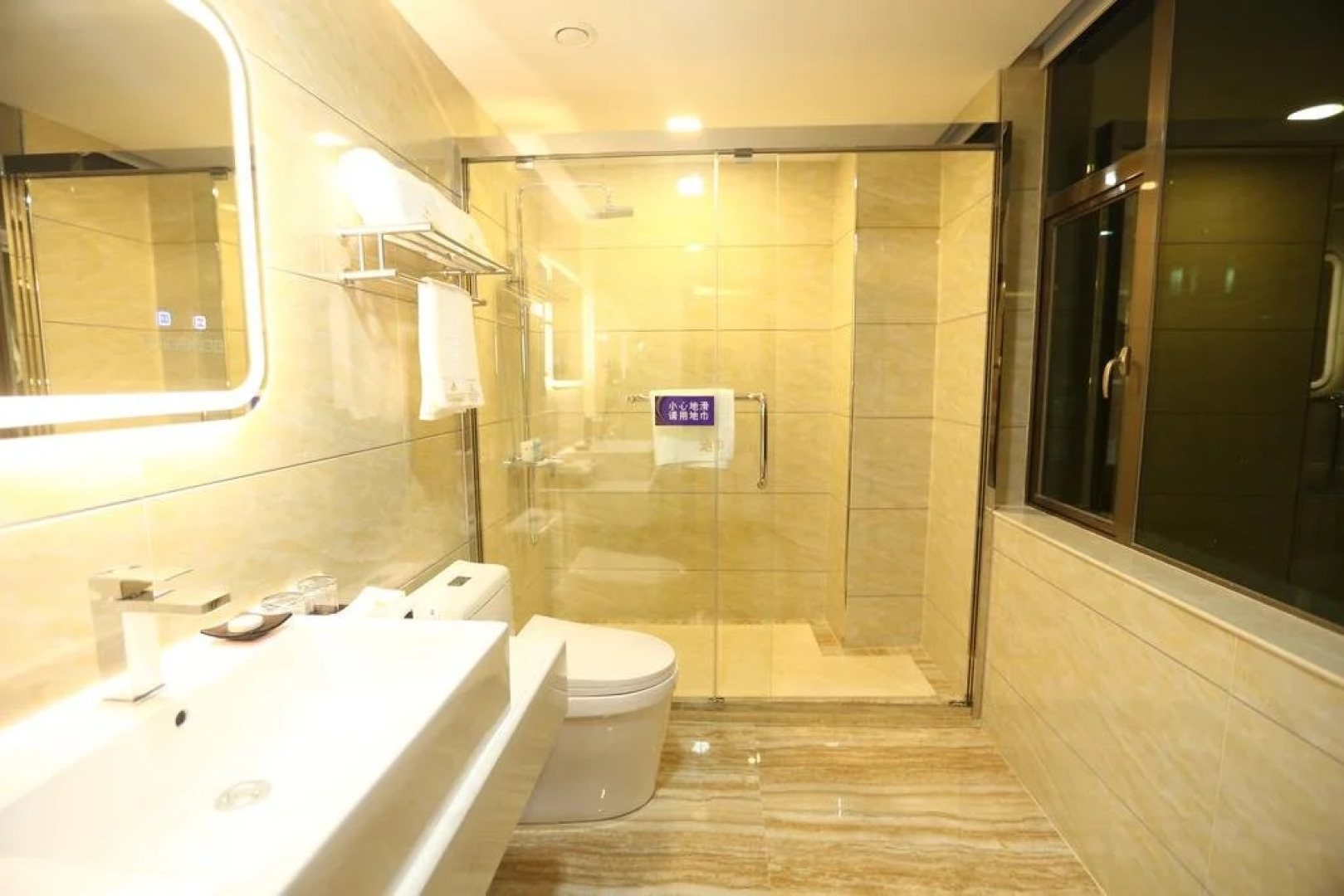 Shanwei Zhonglian Harbour Hotel