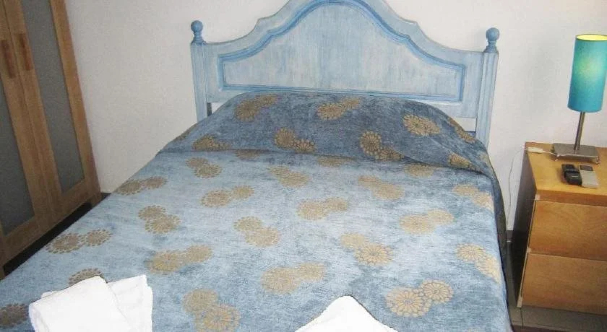 E-Nove Lounge Hostel Caffe