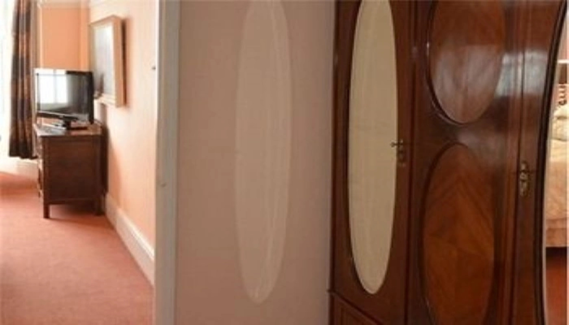 Walpole Bay Hotel & Museum