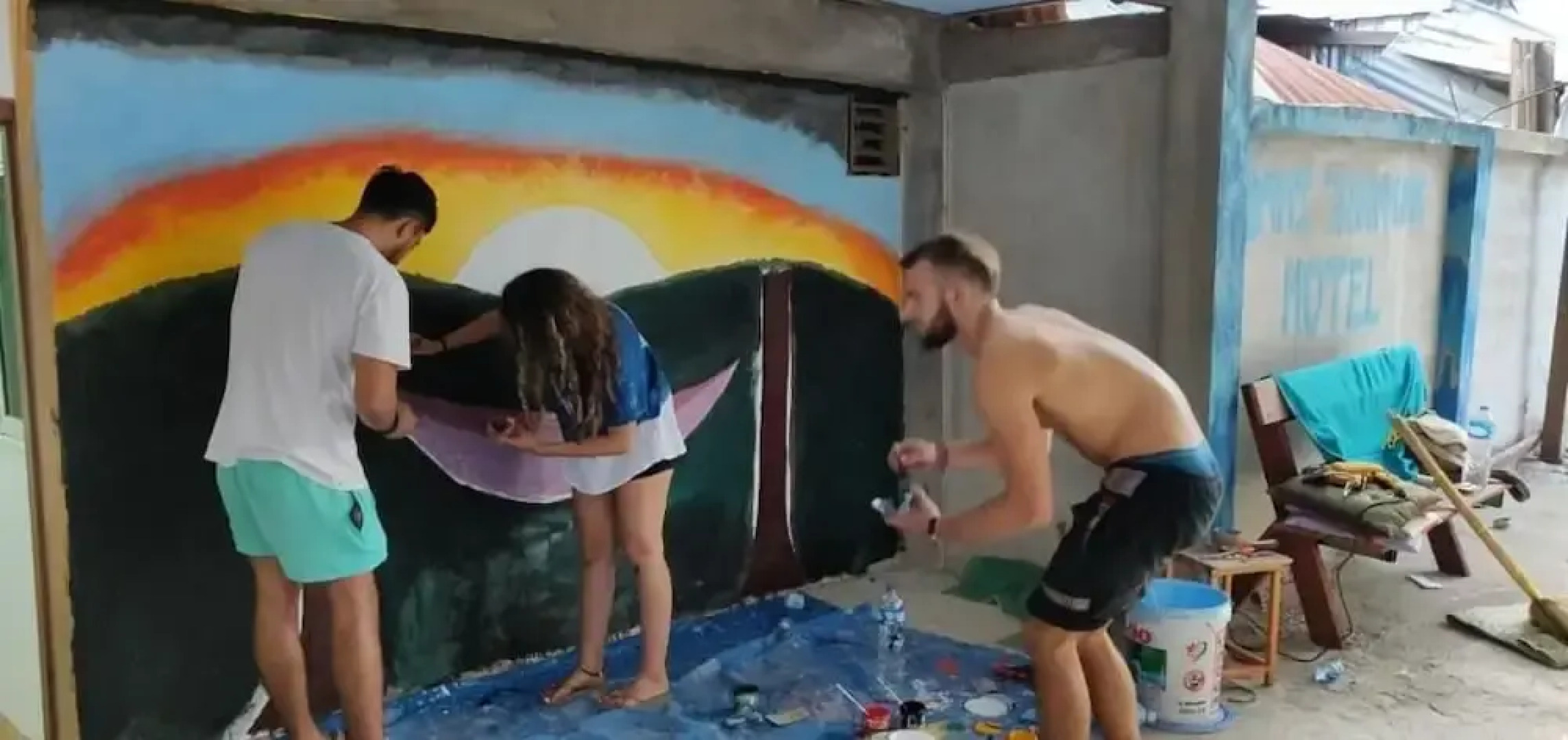 Ba'mi thakhek hostel