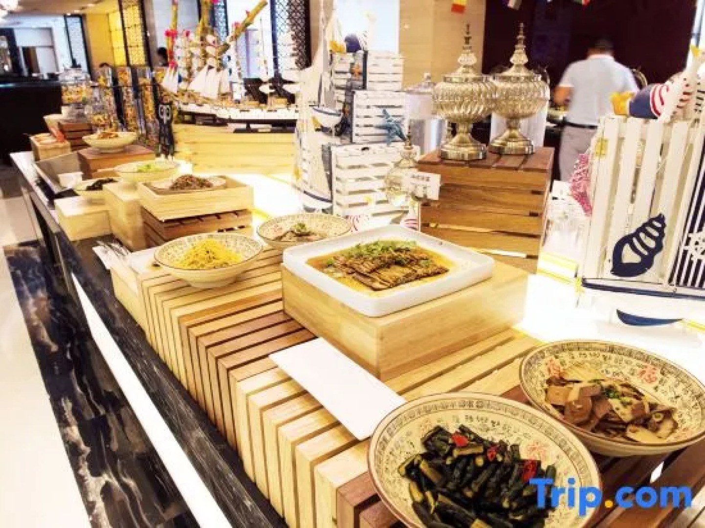 Wyndham Xinyang Downtown