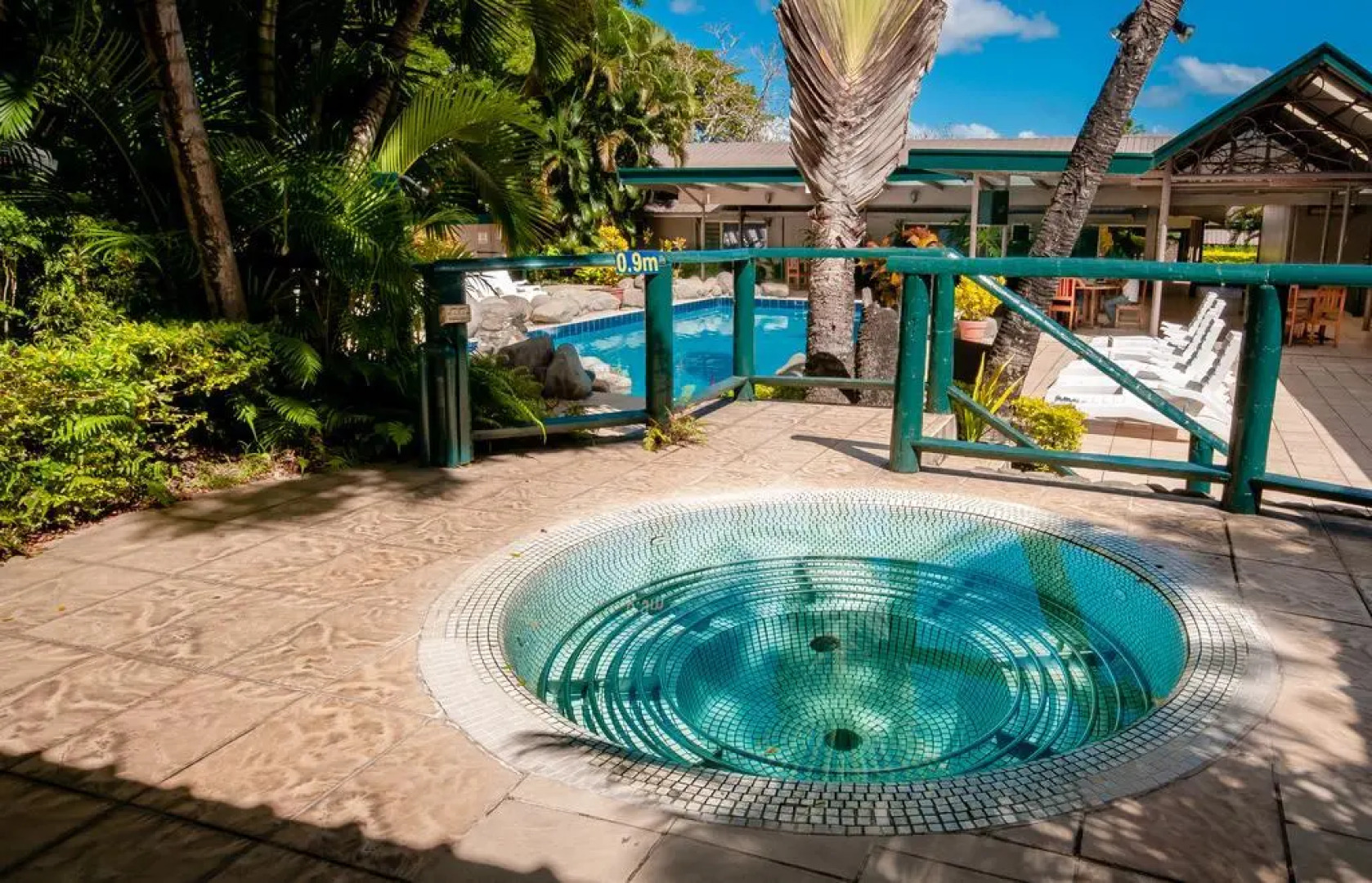 Tanoa Skylodge Hotel