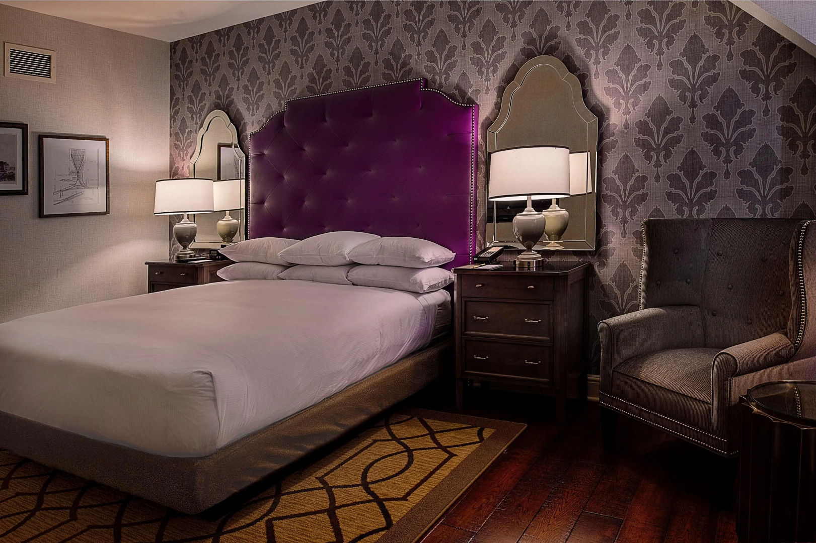 St. Louis Union Station Hotel, Curio Collection by Hilton