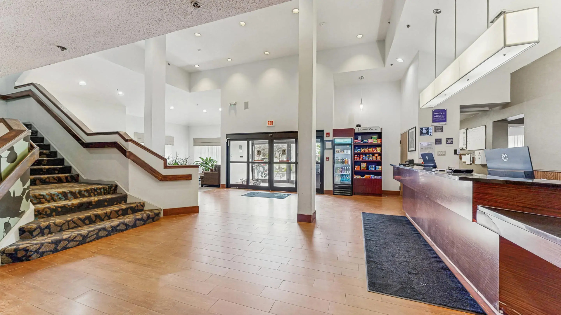 Sleep Inn & Suites Buffalo Airport