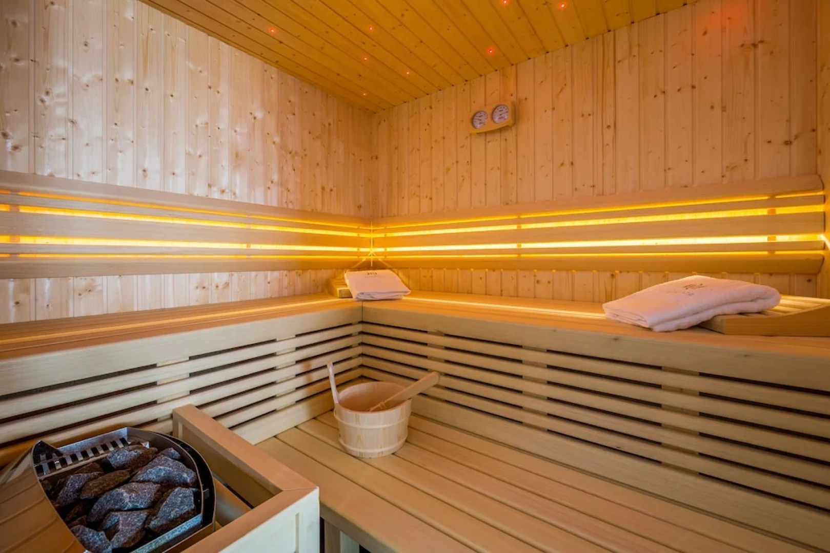 Villa AltaVista, Opatija - Seaview & Relax with Heated Pool and Private MiniGolf