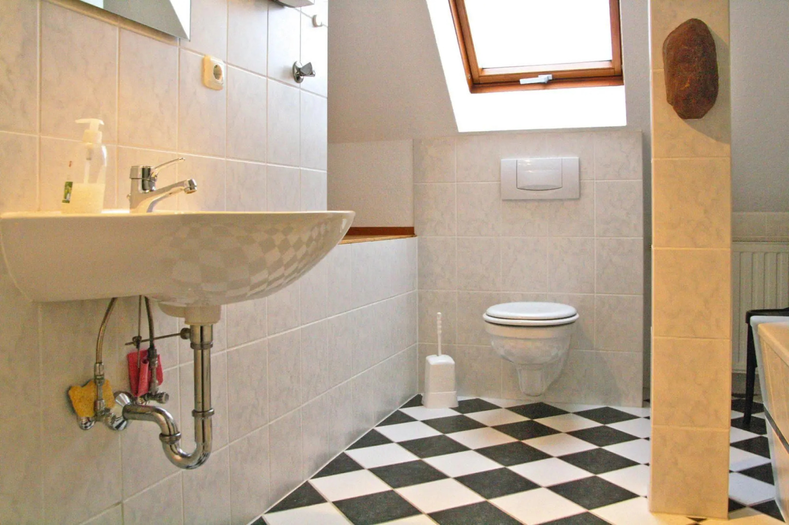 Cottage, Uppost in Upost