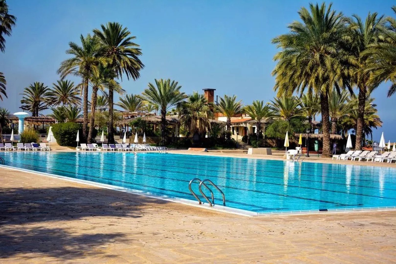 Portemilio Hotel And Resort