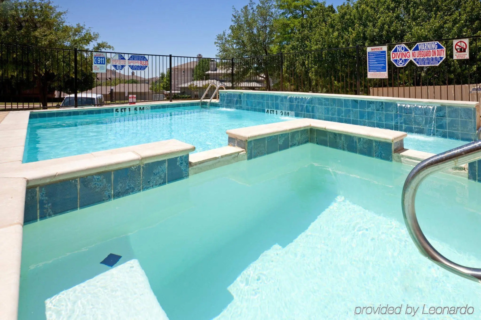 Holiday Inn Express & Suites Dallas Park Central Northeast by IHG