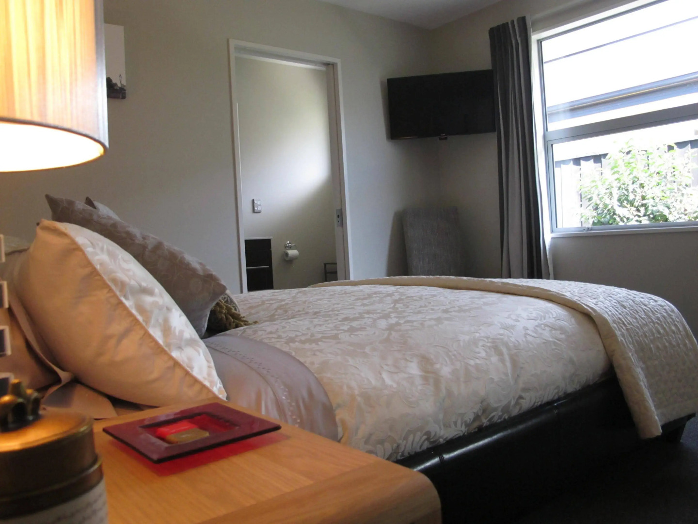 Halkett Grove Bed and Breakfast