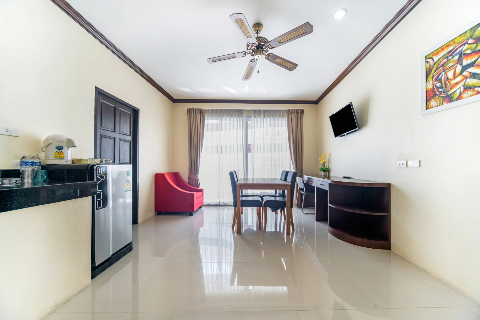 Patong City Hometel