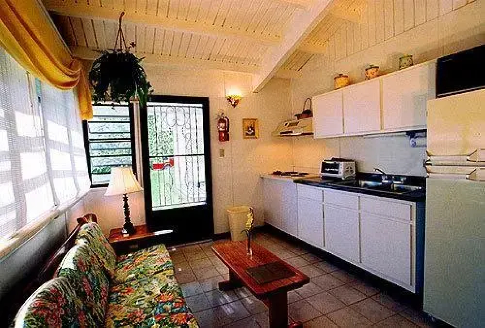 Tamarindo Estates Beach Apartments