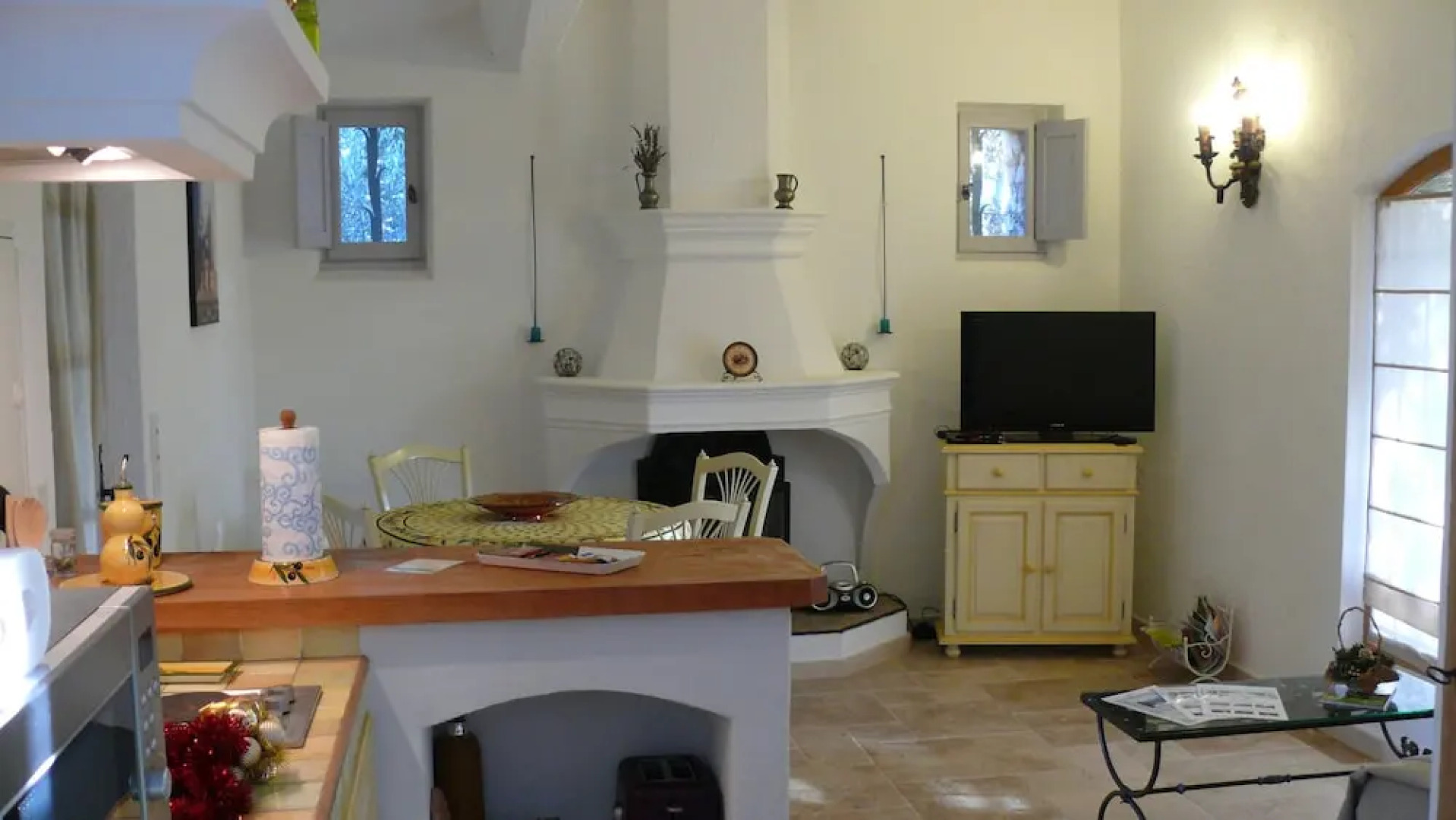 Les Bastides de lAuviduery