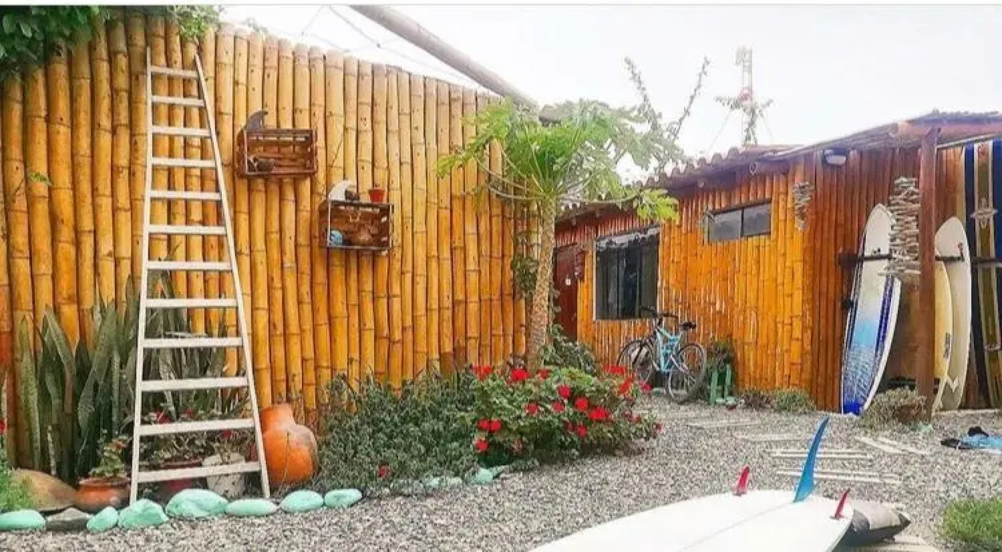 Surf House Chicama
