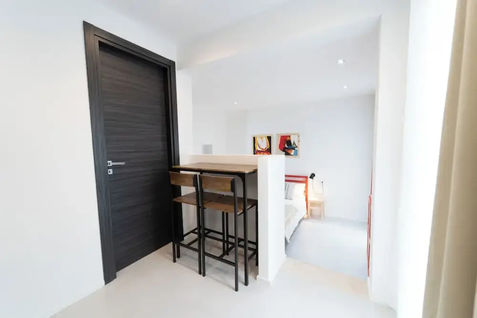 Velis - art & hospitality