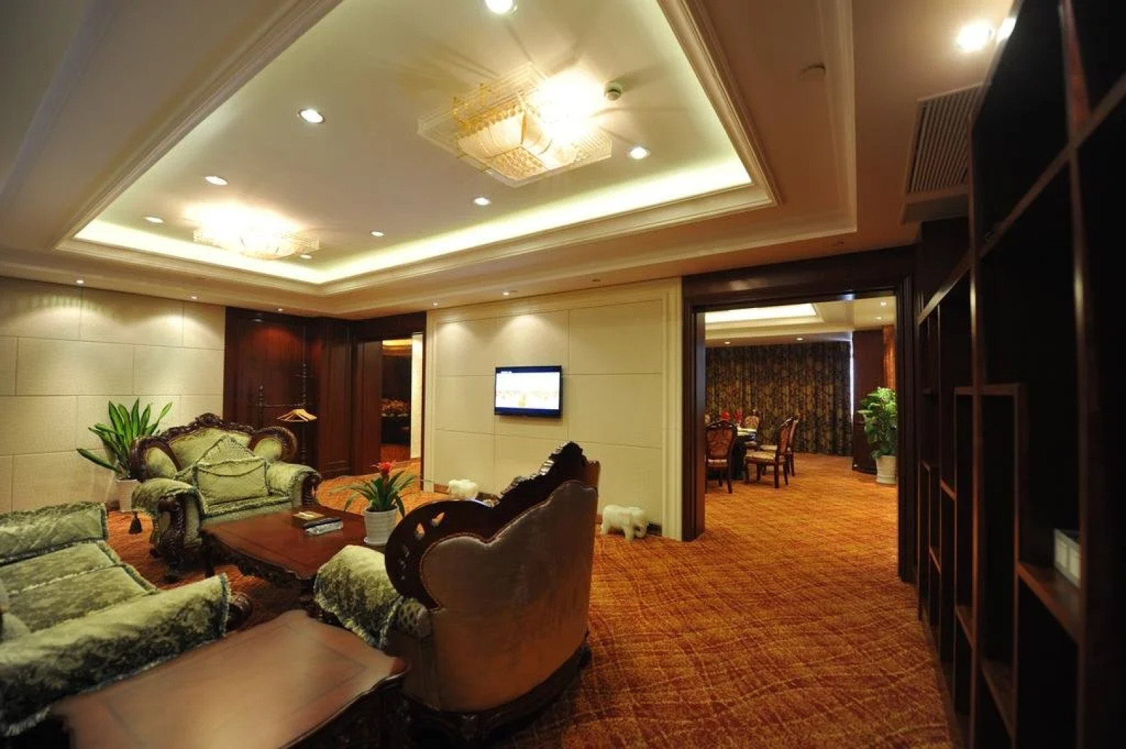 Oriental Xuanwu Hotel