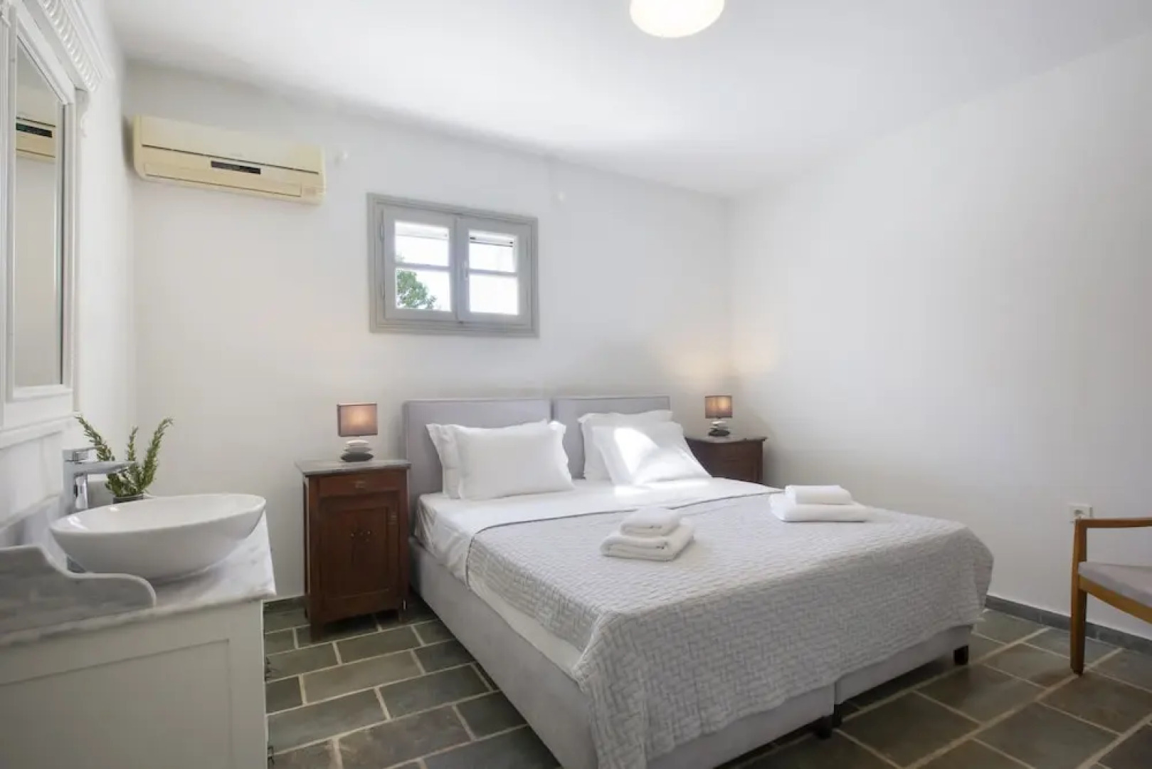 Seaview Villa by Villarentalsgr