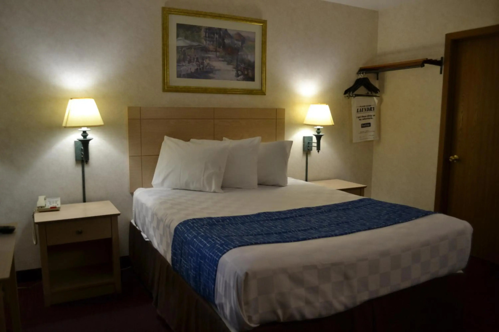 Travelodge by Wyndham Niagara Falls