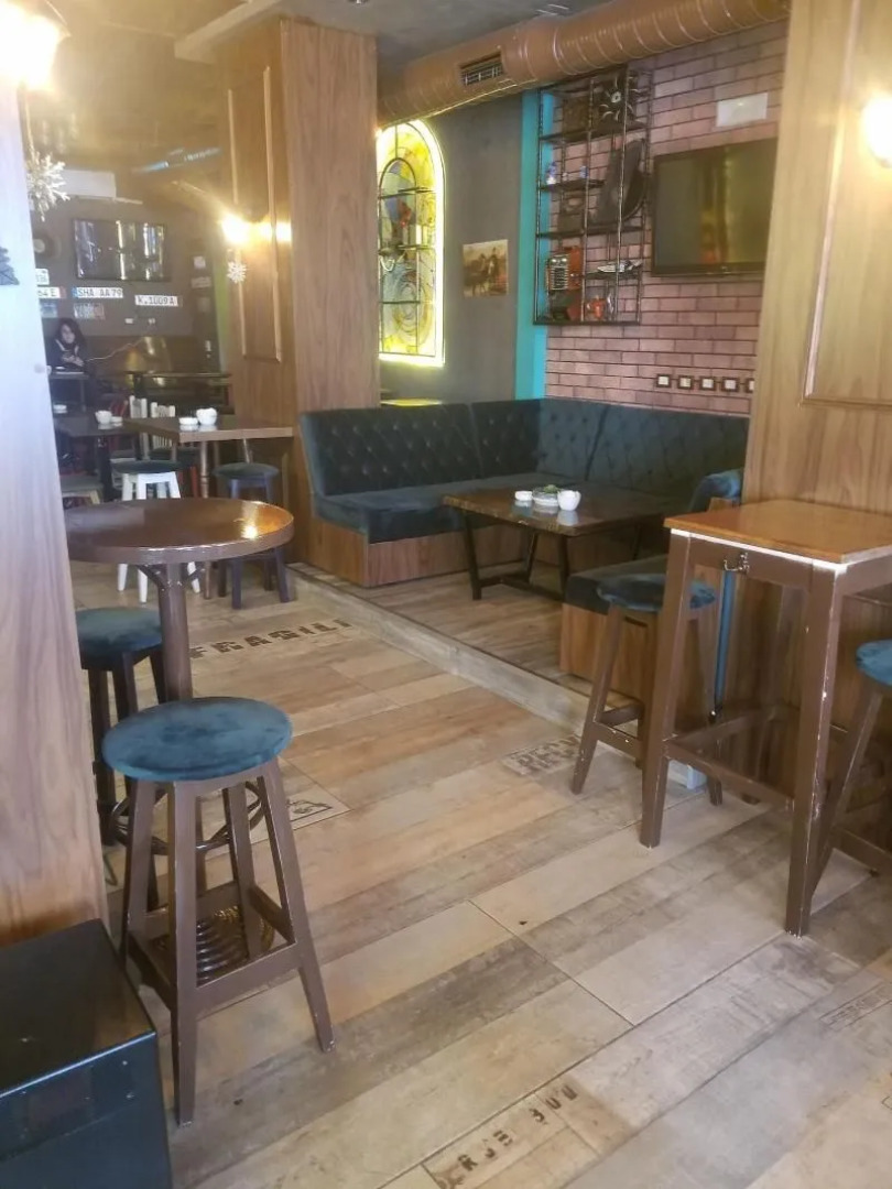 Bulldog Hostel & Club