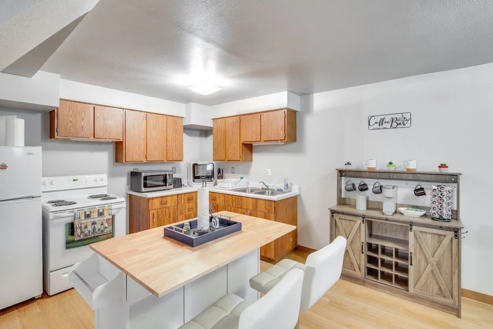 Sturgis Apt: 1 Mi to Sturgis Motorcycle Rally!