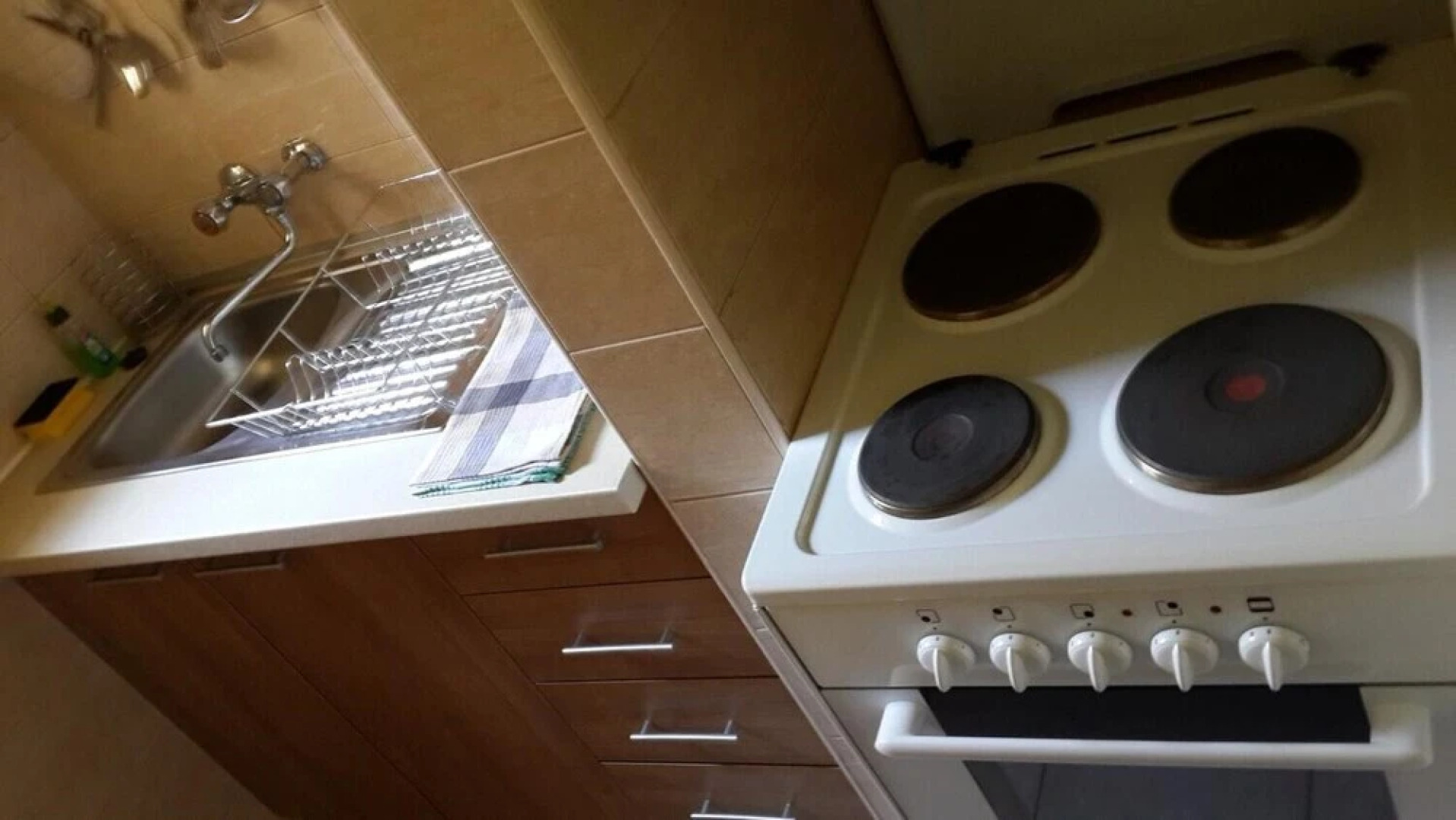 Griv - Close to the sea - A1