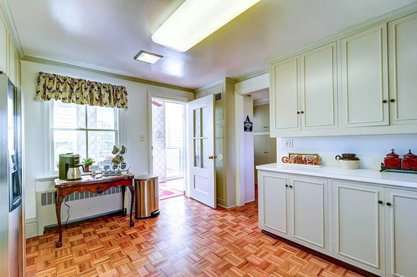 Bowling Green House w/ Shared Pool!