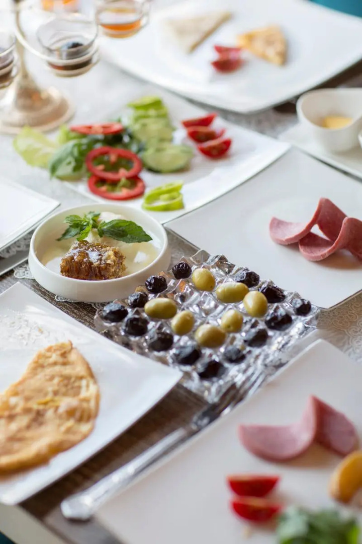 Elika Cave Suites & Spa