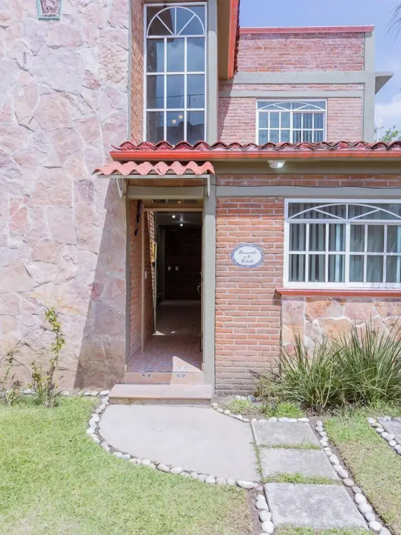 New Family House. Pool & BBQ Area