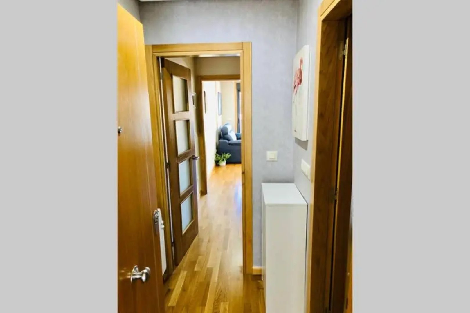 Apartamento con piscina y terraza al lado de la playa