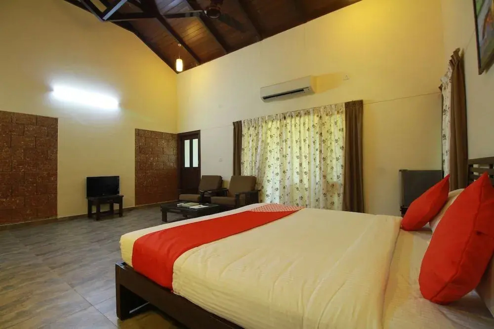 Phalguni River Lodge