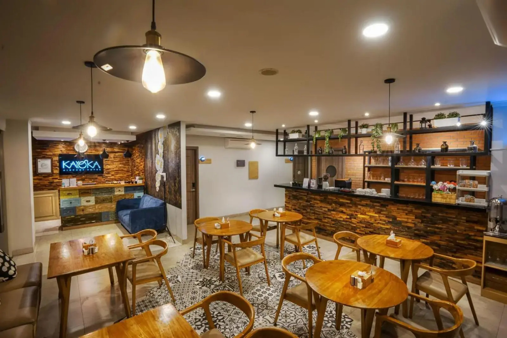 Kaloka Airport Hotel